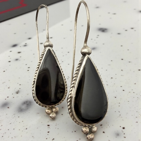 925 Sterling Silver Jewelry - Black onyx Teardrop Earrings